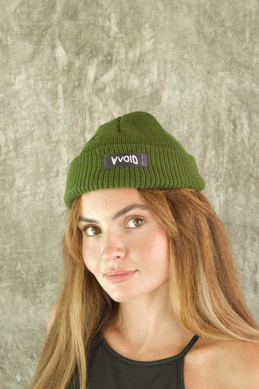 avoid dark green beanie